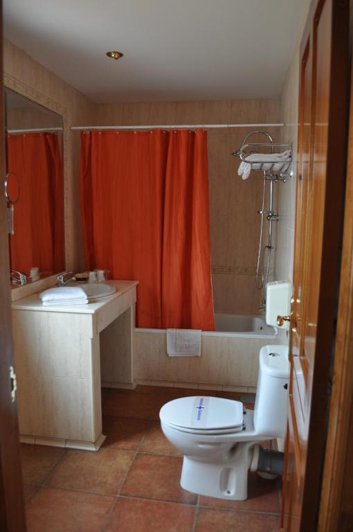 Hotel Langa Cerezo de Abajo Room photo